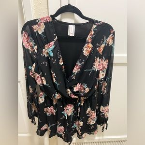 Xhiliration Romper Size M